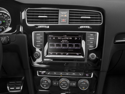 2017 Volkswagen Golf R Base 4Motion