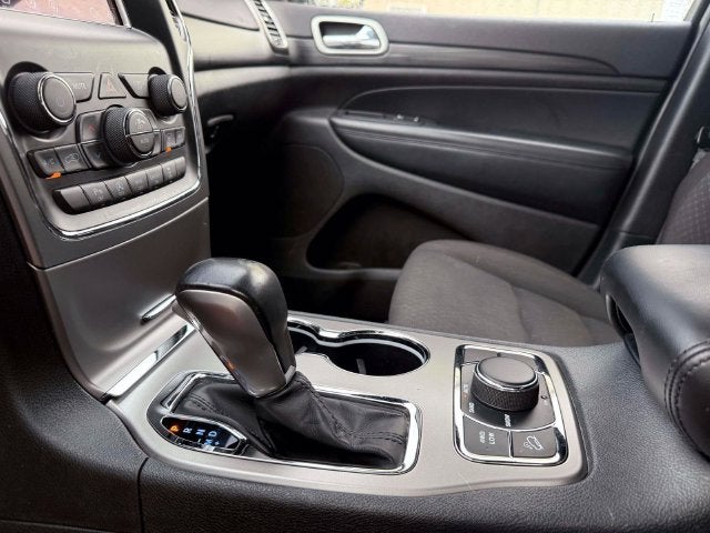 2020 Jeep Grand Cherokee Laredo E 4x4