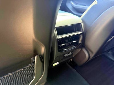 2023 Jeep Grand Cherokee Laredo 4x4