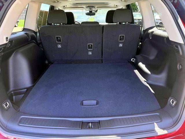 2023 Jeep Grand Cherokee Laredo 4x4