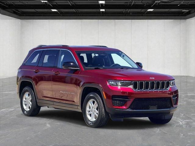 2023 Jeep Grand Cherokee Laredo 4x4