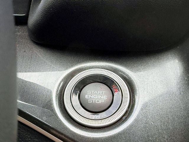 2023 Jeep Grand Cherokee Laredo 4x4