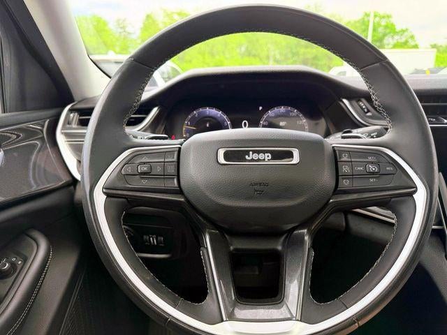 2023 Jeep Grand Cherokee Laredo 4x4