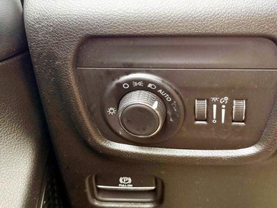 2023 Jeep Grand Cherokee Laredo 4x4