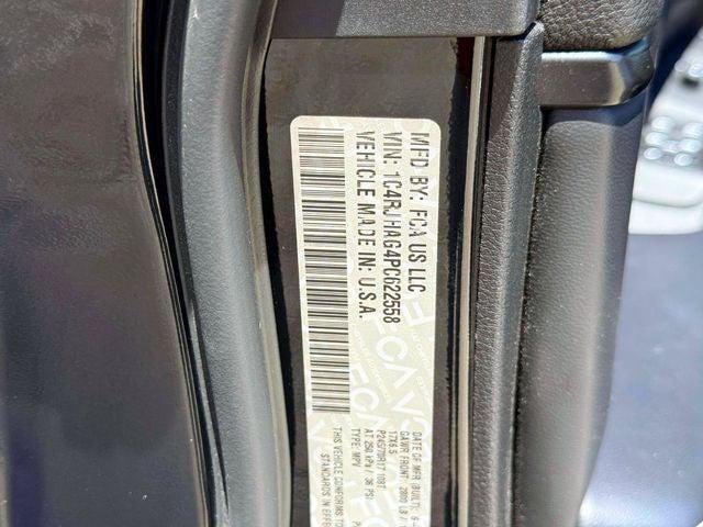 2023 Jeep Grand Cherokee Laredo 4x4