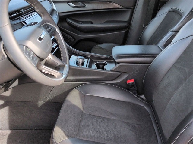 2025 Jeep Grand Cherokee Altitude 4x4