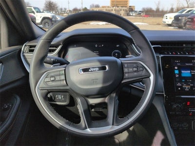 2025 Jeep Grand Cherokee Altitude 4x4