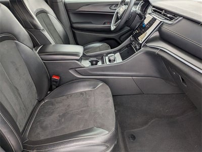 2024 Jeep Grand Cherokee L Altitude 4x4