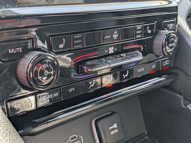 2024 Jeep Grand Cherokee L Altitude 4x4