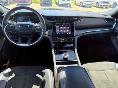2024 Jeep Grand Cherokee L Altitude X 4x4