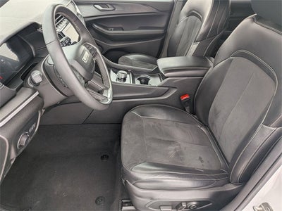 2024 Jeep Grand Cherokee L Altitude 4x4