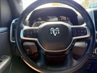 2022 RAM 1500 Big Horn Crew Cab 4x4 5'7' Box