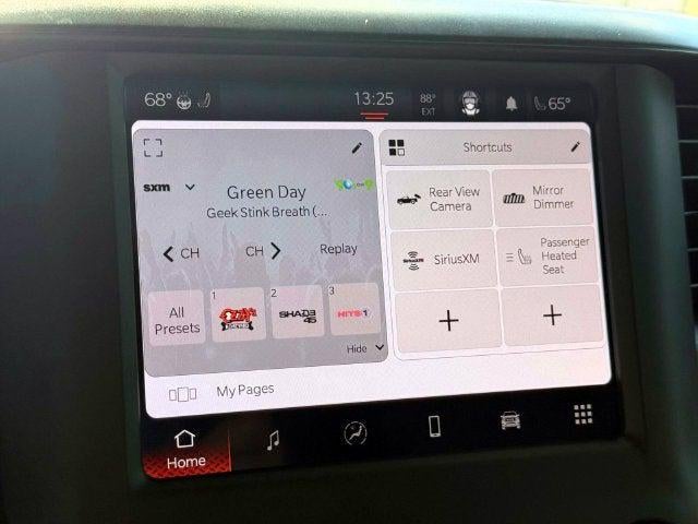 2022 RAM 1500 Big Horn Crew Cab 4x4 5'7' Box