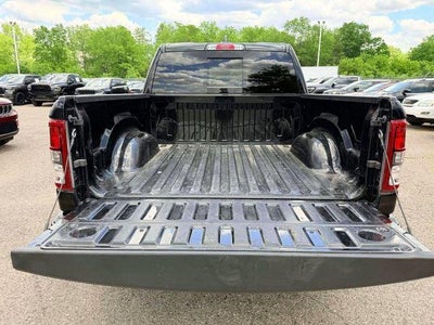 2024 RAM 1500 Big Horn Crew Cab 4x4 5'7' Box