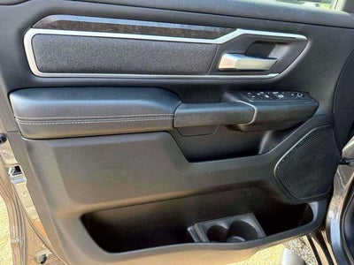 2020 RAM 1500 Big Horn Crew Cab 4x4 5'7' Box