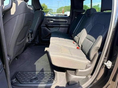 2019 RAM 1500 Big Horn/Lone Star Crew Cab 4x4 5'7' Box