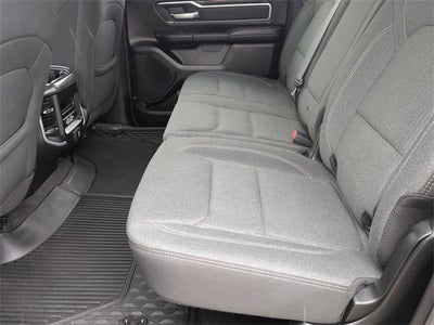 2020 RAM 1500 Big Horn Crew Cab 4x4 5'7' Box