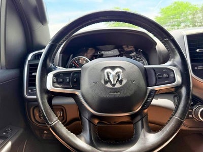 2020 RAM 1500 Big Horn Crew Cab 4x4 5'7' Box