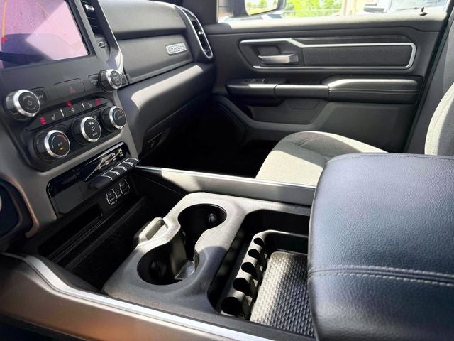 2020 RAM 1500 Big Horn Crew Cab 4x4 5'7' Box