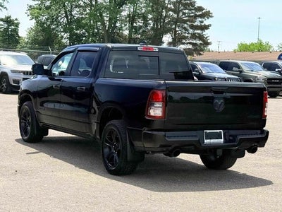 2020 RAM 1500 Big Horn Crew Cab 4x4 5'7' Box