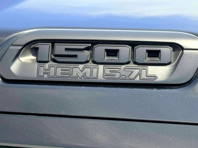 2020 RAM 1500 Big Horn Crew Cab 4x4 5'7' Box