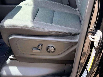 2020 RAM 1500 Big Horn Crew Cab 4x4 5'7' Box