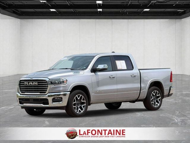 2026 RAM 1500 Laramie Crew Cab 4x4 5'7' Box