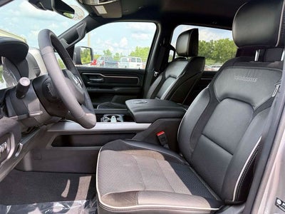 2026 RAM 1500 Laramie Crew Cab 4x4 5'7' Box