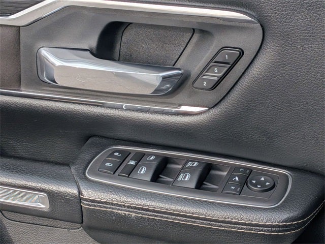 2024 RAM 1500 Laramie Crew Cab 4x4 5'7' Box