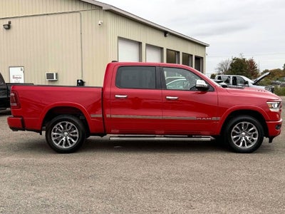 2019 RAM 1500 Laramie Crew Cab 4x4 5'7' Box