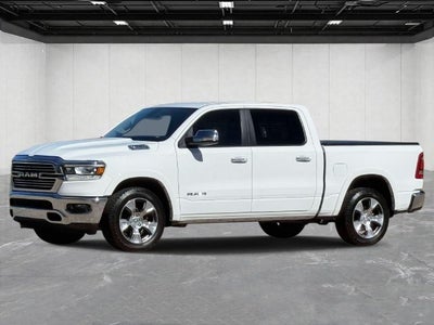 2020 RAM 1500 Laramie Crew Cab 4x4 5'7' Box