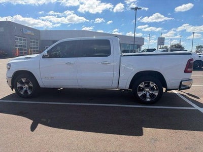 2020 RAM 1500 Laramie Crew Cab 4x4 5'7' Box