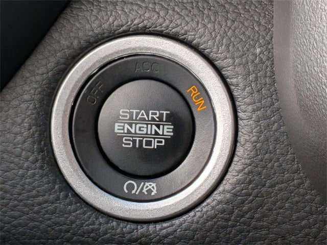 2024 RAM 1500 Laramie Crew Cab 4x4 5'7' Box