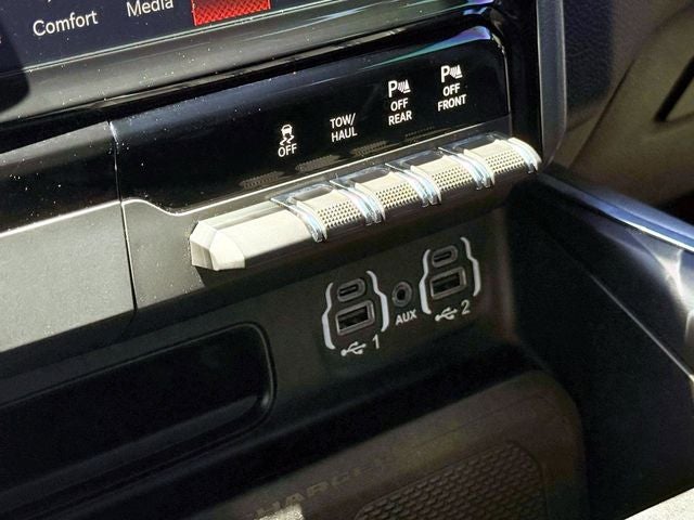 2024 RAM 1500 Laramie Crew Cab 4x4 5'7' Box
