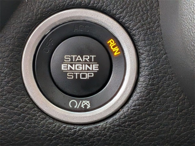 2024 RAM 1500 Laramie Crew Cab 4x4 5'7' Box