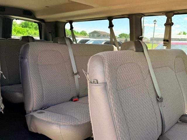 2025 Chevrolet Express Passenger RWD 3500 Extended Wheelbase LT