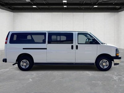 2025 Chevrolet Express Passenger RWD 3500 Extended Wheelbase LT