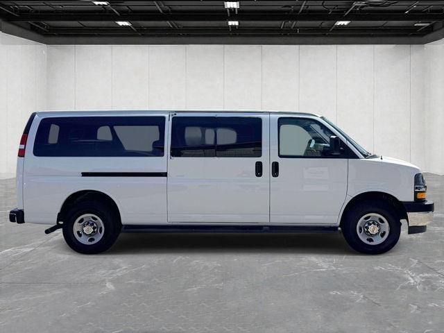 2025 Chevrolet Express Passenger RWD 3500 Extended Wheelbase LT