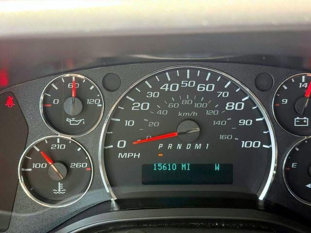 2025 Chevrolet Express Passenger RWD 3500 Extended Wheelbase LT