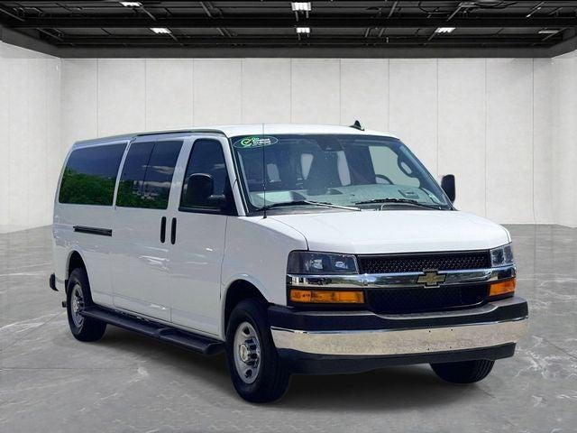 2025 Chevrolet Express Passenger RWD 3500 Extended Wheelbase LT