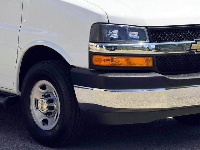2025 Chevrolet Express Passenger RWD 3500 Extended Wheelbase LT
