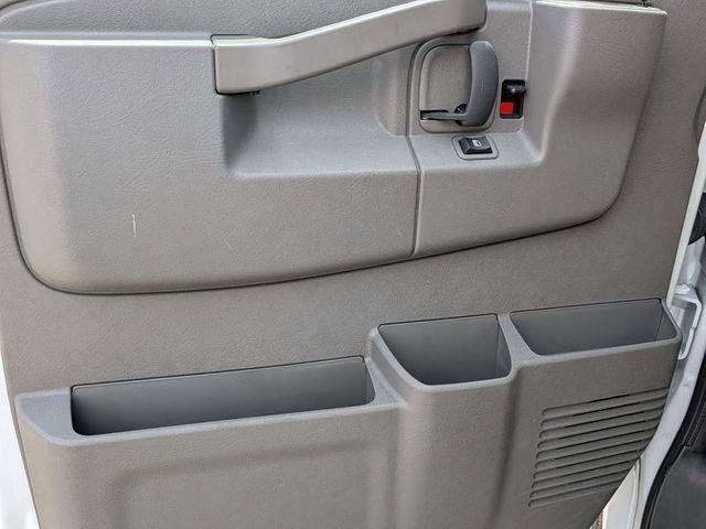 2025 Chevrolet Express Passenger RWD 3500 Extended Wheelbase LT