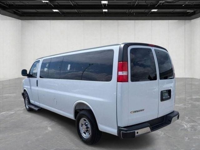 2025 Chevrolet Express Passenger RWD 3500 Extended Wheelbase LT