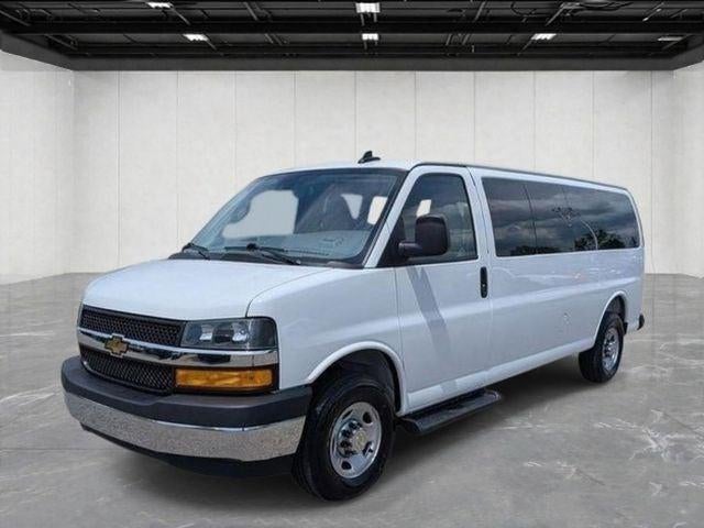 2025 Chevrolet Express Passenger RWD 3500 Extended Wheelbase LT