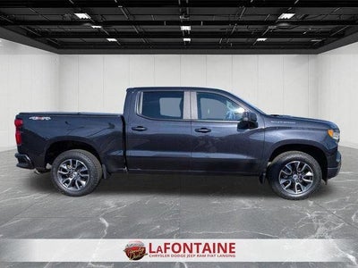 2022 Chevrolet Silverado 1500 4WD Crew Cab Short Bed RST