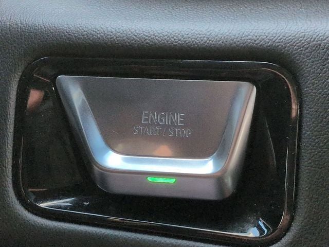 2025 GMC Yukon 4WD Denali