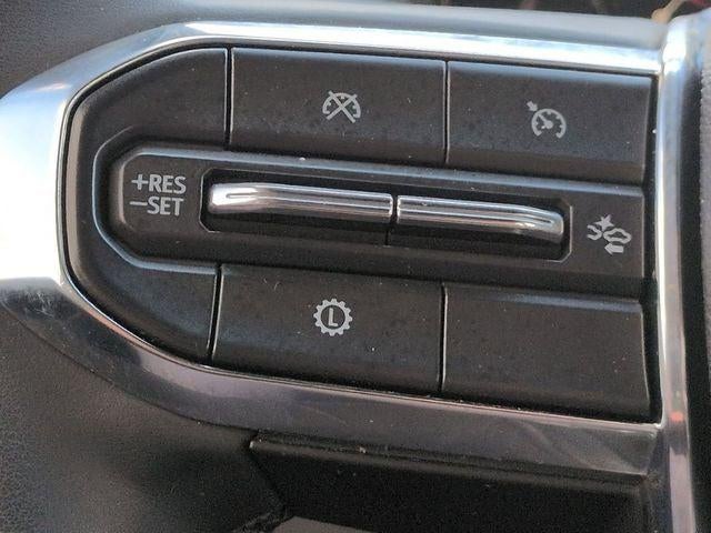 2025 GMC Yukon 4WD Denali