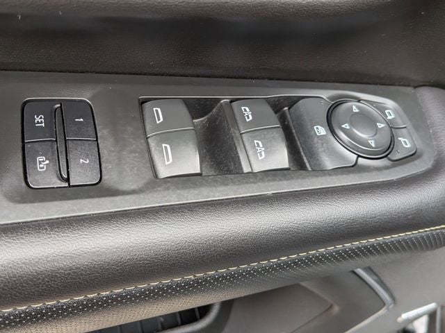 2021 GMC Yukon XL 4WD SLT