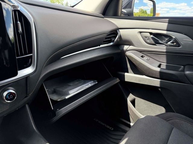 2021 Chevrolet Traverse FWD LS