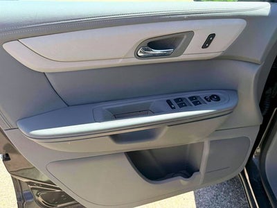 2017 Chevrolet Traverse LS